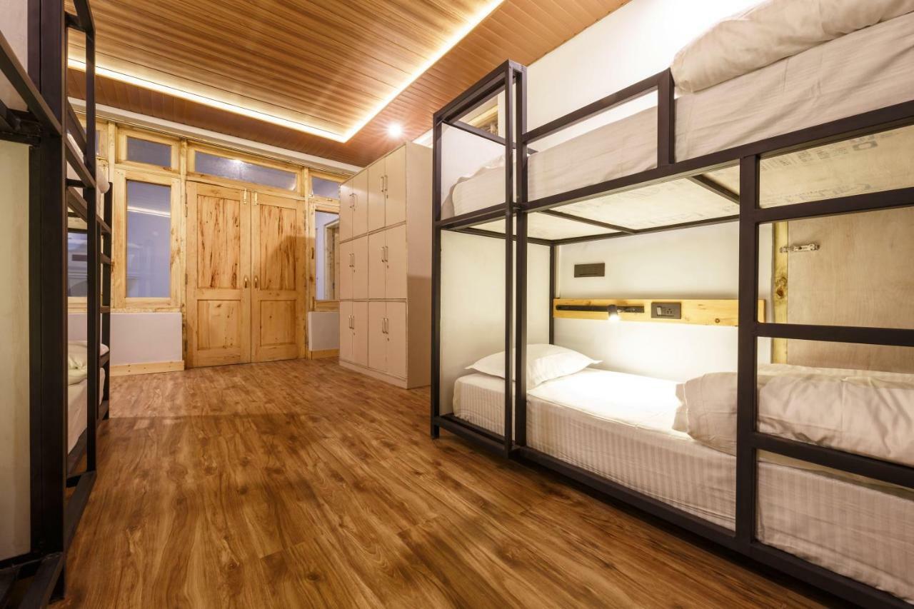 לה Hitchhikers Hostel Ladakh מראה חיצוני תמונה